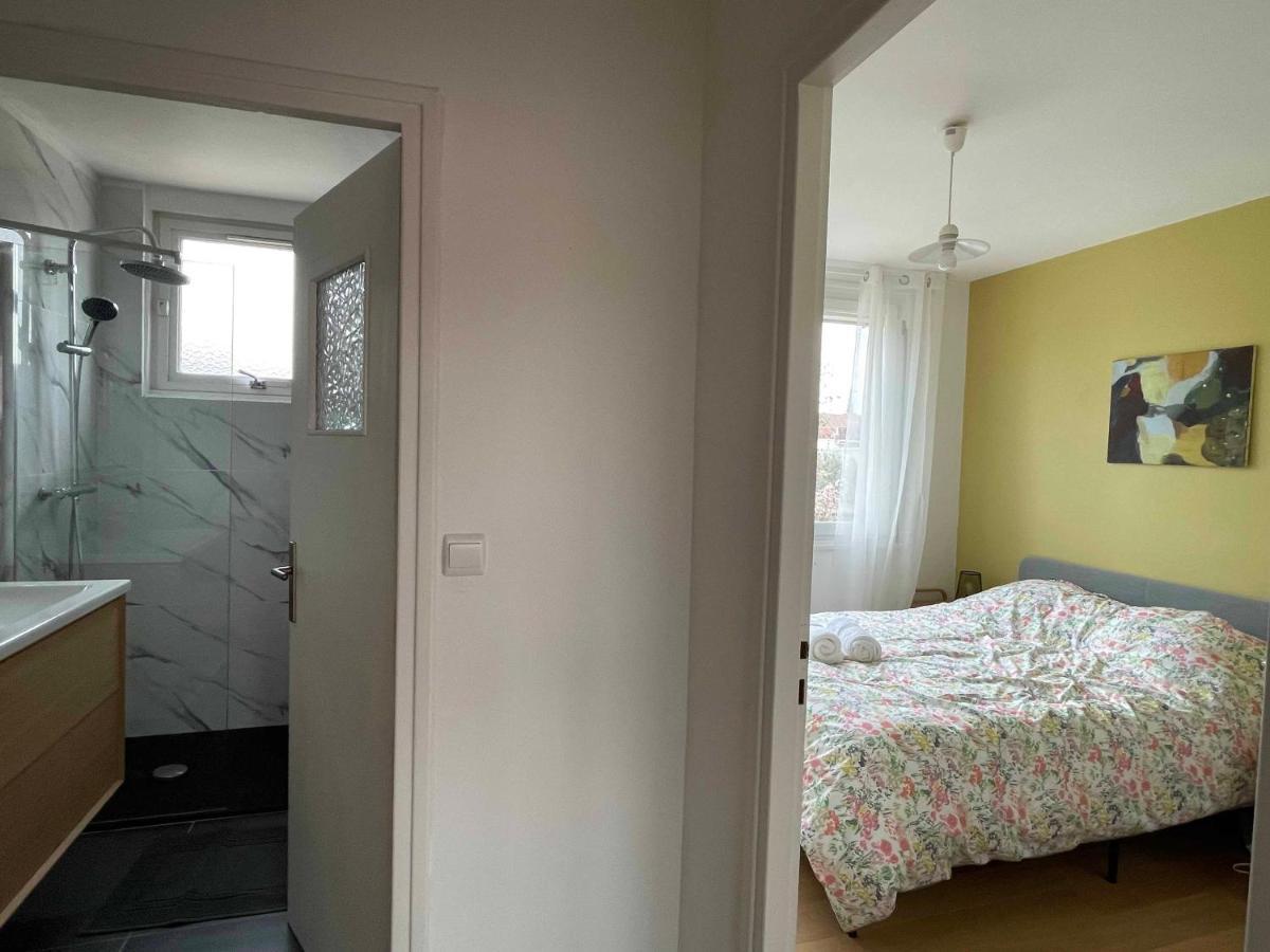 La Chambre Jaune Maison Avec Grande Terrasse Et Garage Prive Villa Лил Екстериор снимка